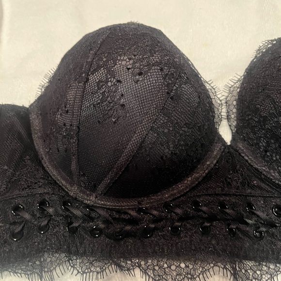 Victorias Secret corset like Black Strapless Bra Size 36B - Picture 2 of 4